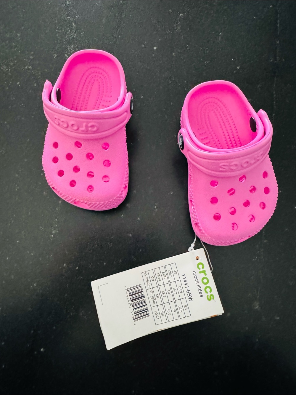 CROCS Kids Hot Pink Classic Clogs with Heel Strap - Picture 7 of 9